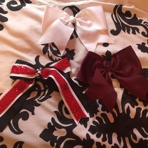 Cheer bows